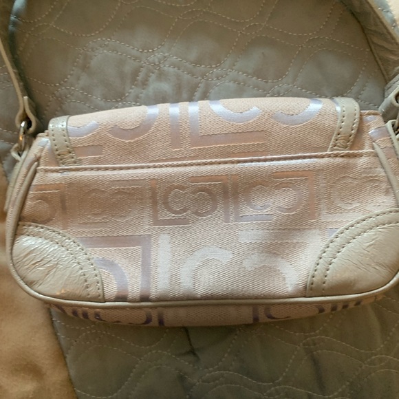 Purse - Picture 2 of 2